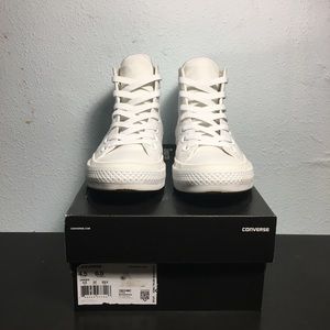 Chuck II All White High Top